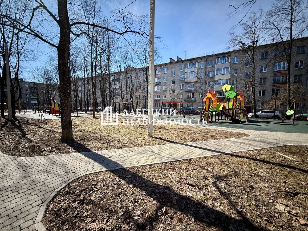Продажа 2-комн квартиры на вторичном рынке Кузьмоловский пгт, улица Победы, 3