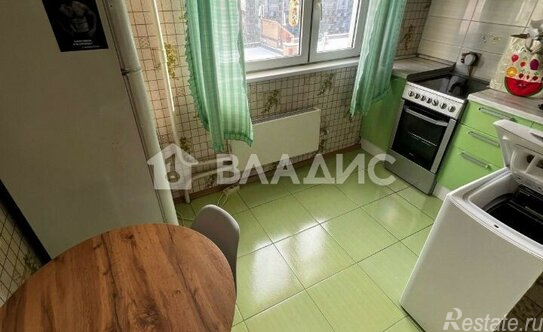 Продажа 1-комн квартиры на вторичном рынке Митинский 2-й пер,  д. 5