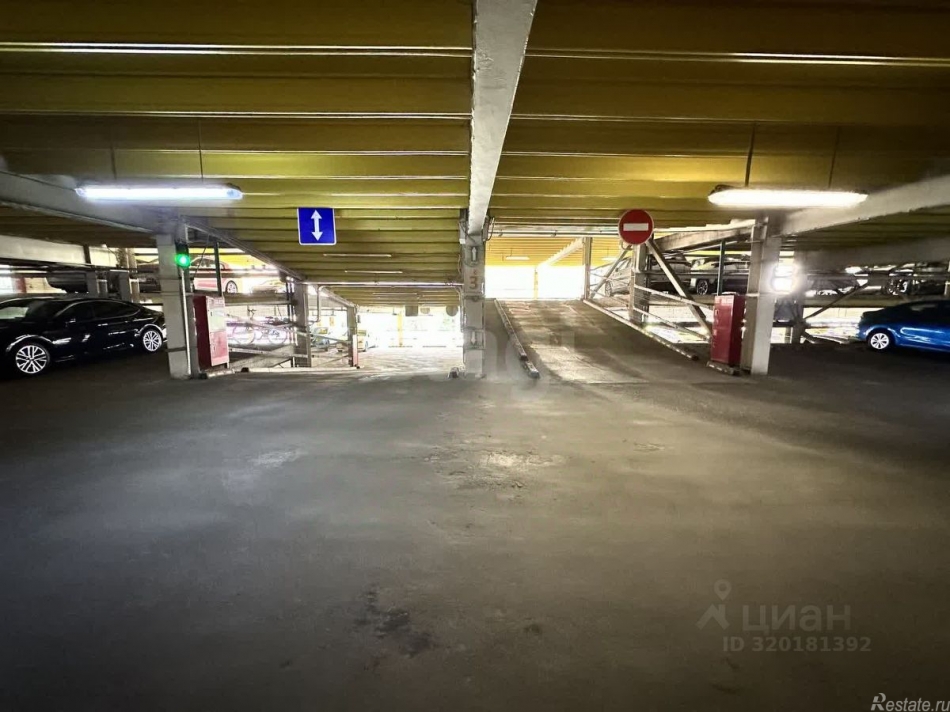 Продажа гаража ул Большая Очаковская,  д. 7