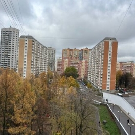 Продажа 2-комн квартиры на вторичном рынке Смольная улица,  д. 47