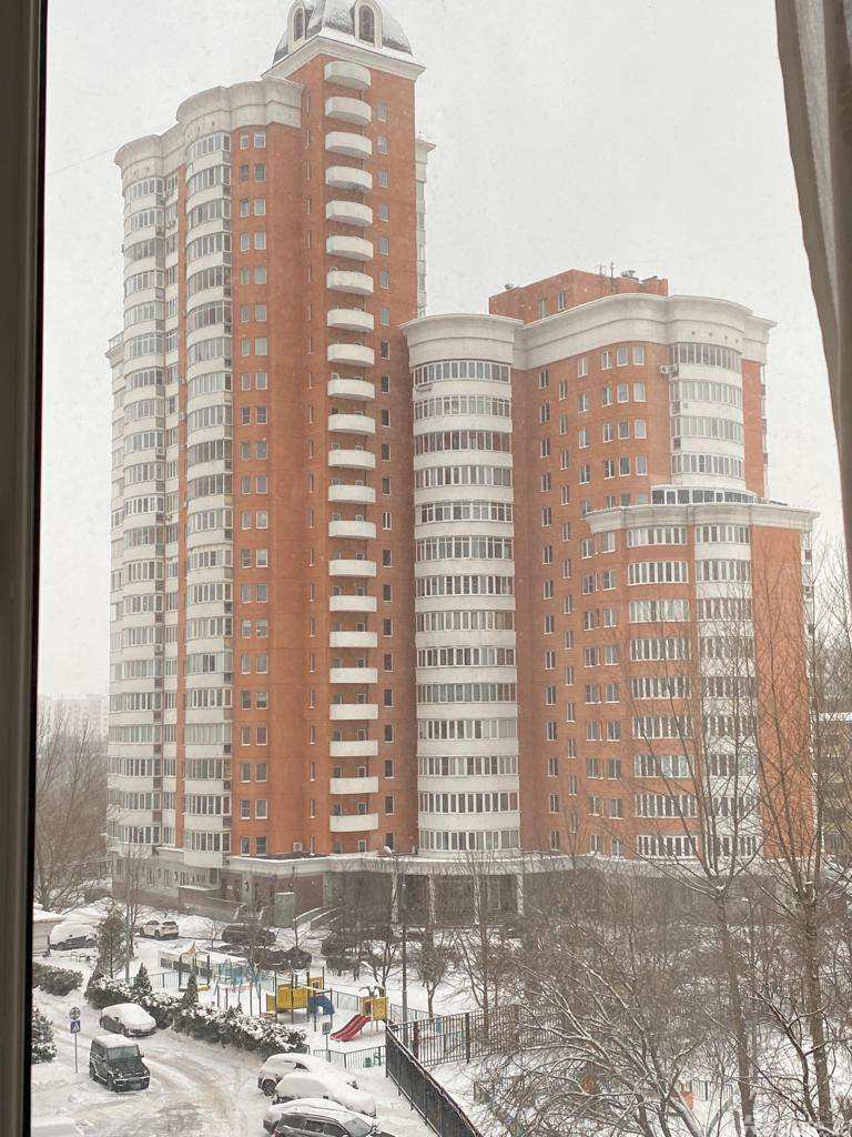 Продажа 4-комн квартиры на вторичном рынке Кутузова улица,  д. 11,  к. 3