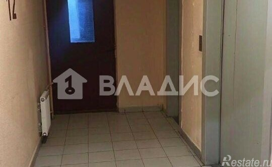 Продажа 3-комн квартиры на вторичном рынке Центральная улица,  д. 5