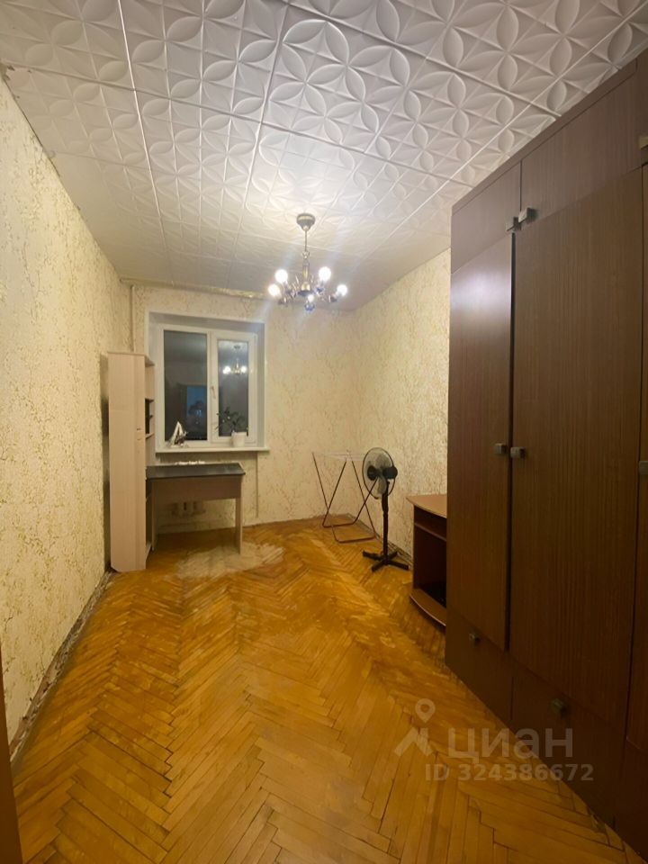 Продажа 2-комн квартиры на вторичном рынке Серпухов, улица Ворошилова, 121
