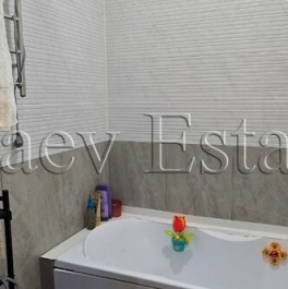 Продажа 2-комн квартиры на вторичном рынке Красногорск г, Липовой Рощи ул,  д. 11