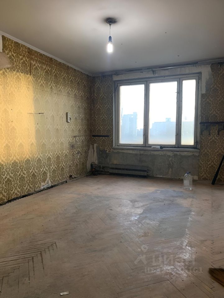 Продажа 4-комн квартиры на вторичном рынке улица Красный Казанец, 19К2