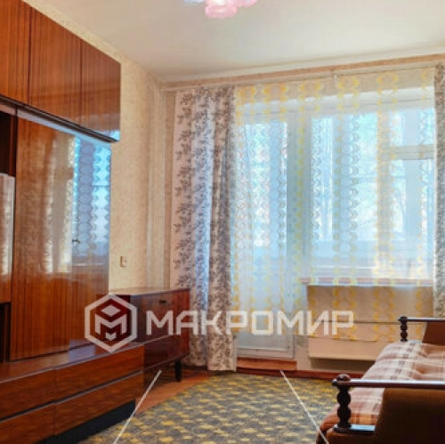 1-комн квартира Аэродром, улица Слепнёва,  д. 15