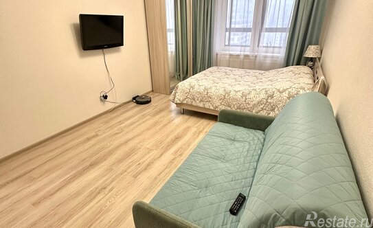 Продажа 1-комн квартиры на вторичном рынке Русановская ул,  д. 18 к1