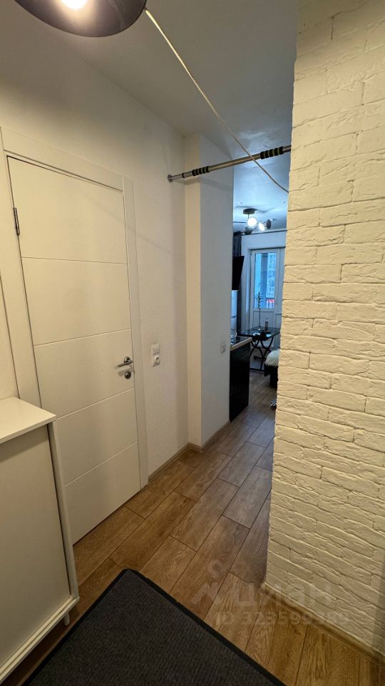 Продажа 1-комн квартиры на вторичном рынке Заневский проспект, 42