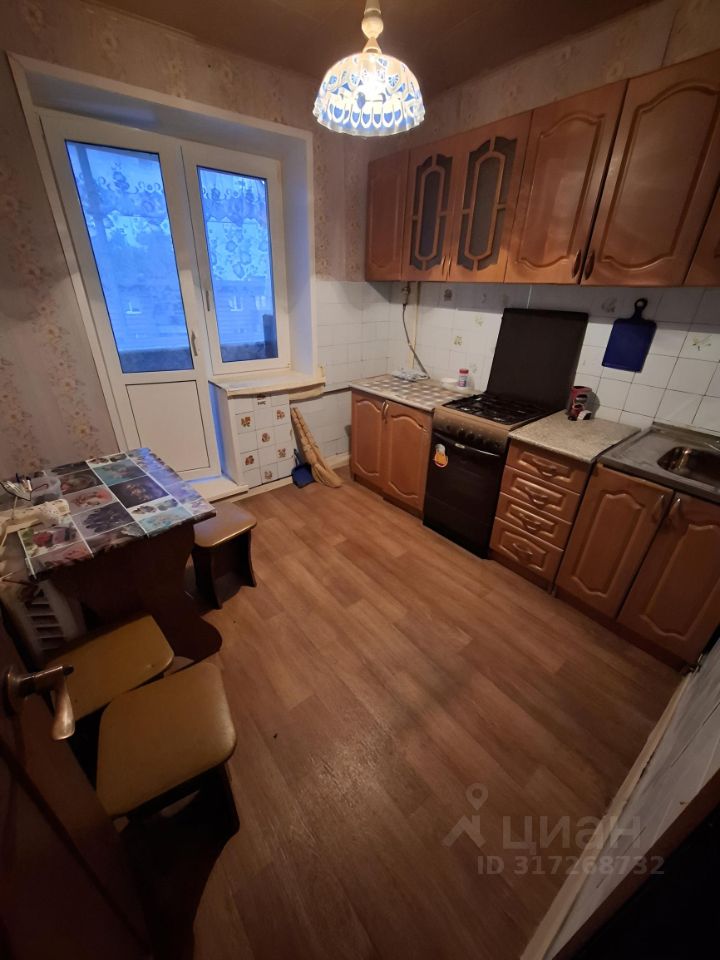 Продажа 2-комн квартиры на вторичном рынке д. Тарасково, улица Комсомольская, 20