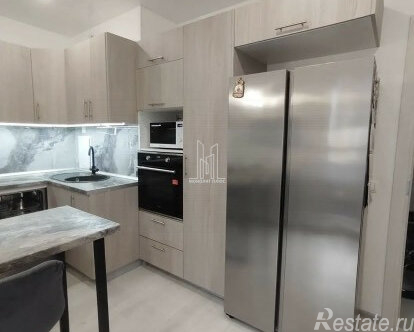 Продажа 2-комн квартиры на вторичном рынке Ветеранов пр-кт,  д. 179