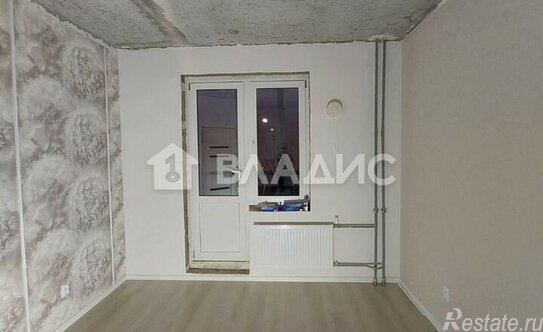 Продажа 1-комн квартиры на вторичном рынке Янино-2, Рябиновая улица,  д. 8 к1