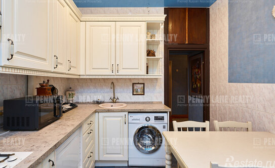 Аренда 2-комн квартиры на вторичном рынке Патриарший М. пер,  д. 3