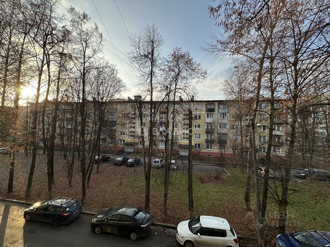 Продажа 2-комн квартиры на вторичном рынке Юбилейный мкр, улица А.И. Тихомировой,  д. 4