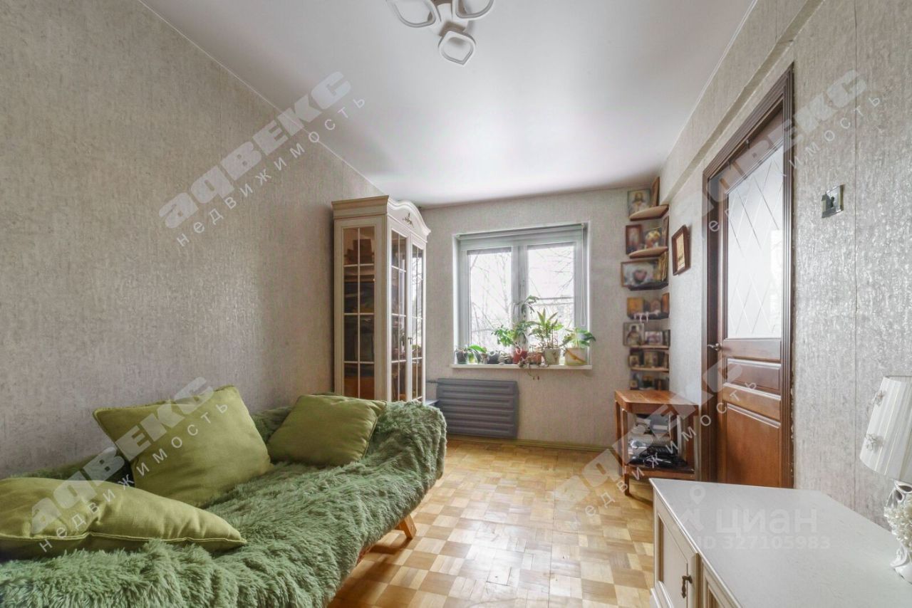 Продажа 2-комн квартиры на вторичном рынке проспект Шаумяна, 39