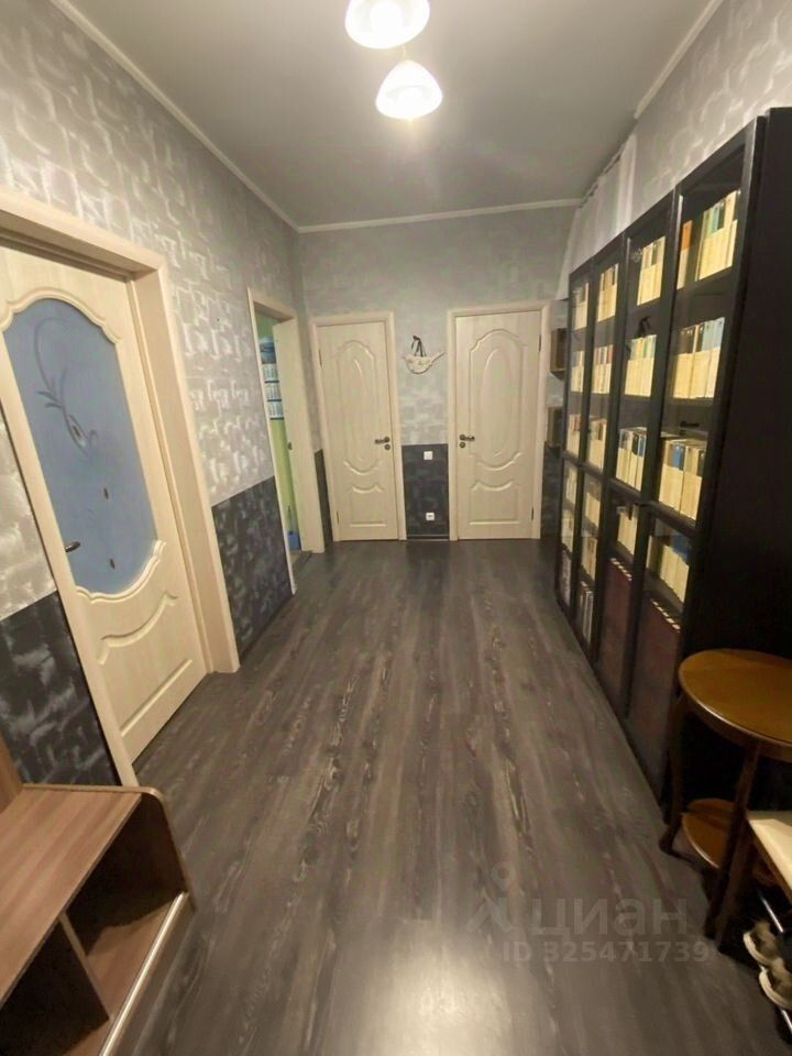 Продажа 2-комн квартиры на вторичном рынке проспект Героев, 26к1