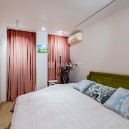 Продажа 3-комн квартиры на вторичном рынке улица Космонавта Волкова,  д. 29 к1