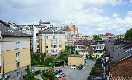 Продажа 4-комн квартиры на вторичном рынке Главная улица,  д. 35