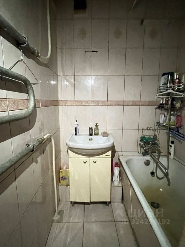 Продажа 2-комн квартиры на вторичном рынке улица Цимбалина, 32