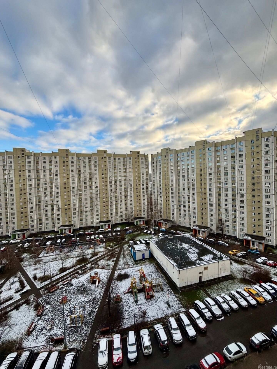 Продажа 2-комн квартиры на вторичном рынке Гурьянова ул,  д. 67