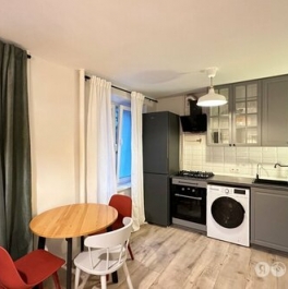 Аренда 2-комн квартиры на вторичном рынке ул Гарибальди,  д. 8,  к. 5