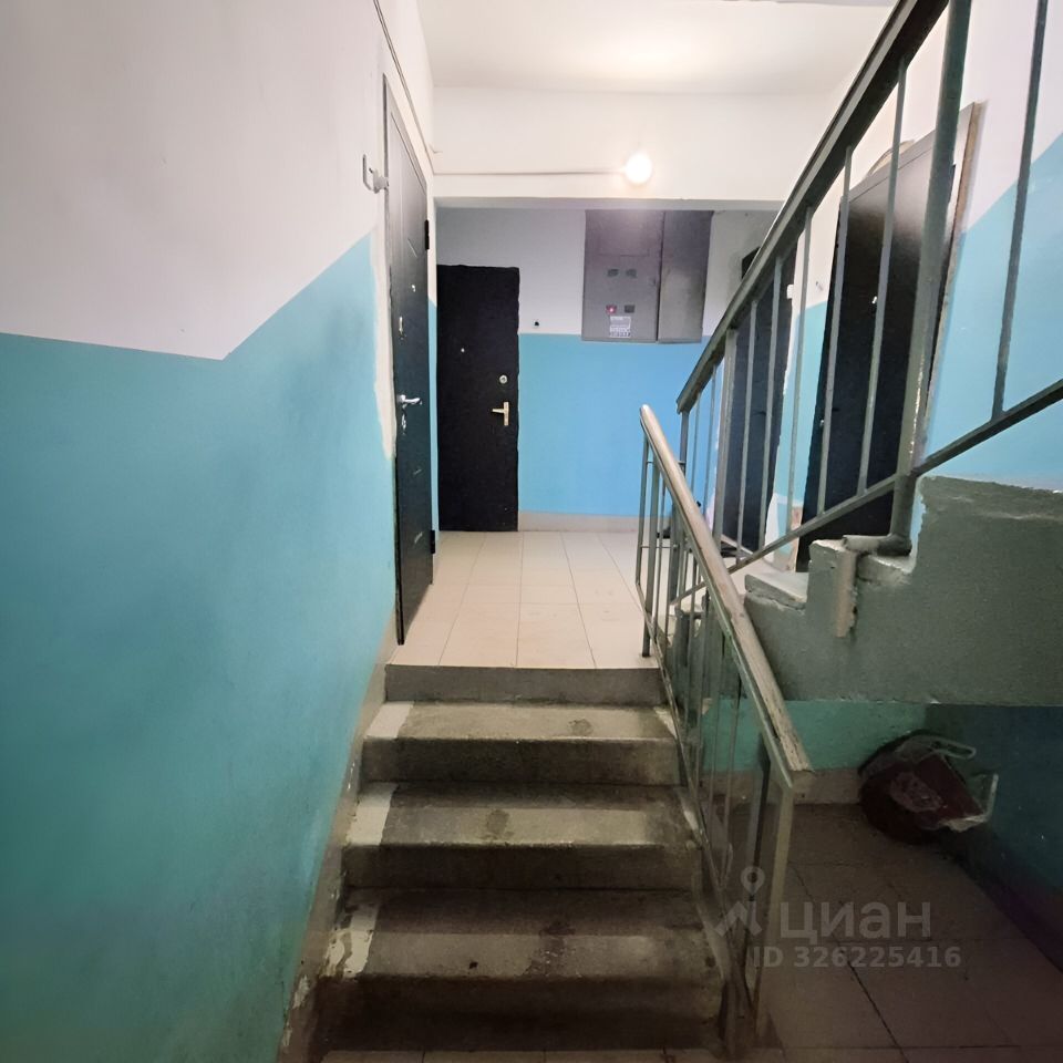Продажа 2-комн квартиры на вторичном рынке пос. Новый Снопок, улица Центральная,  д. 13