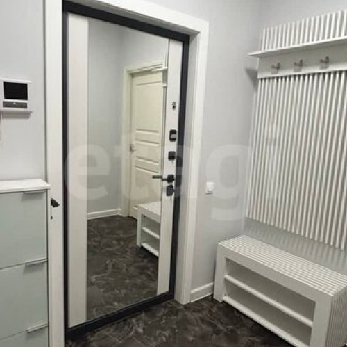 1-комн квартира улица Адмирала Трибуца,  д. 10