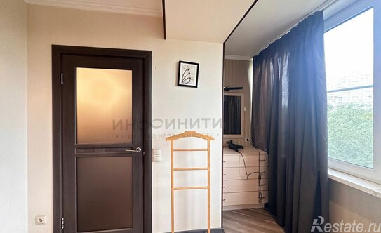 Продажа 2-комн квартиры на вторичном рынке Судостроительная улица,  д. 31 к4