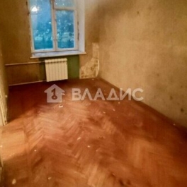 Продажа 3-комн квартиры на вторичном рынке улица Трофимова,  д. 6А