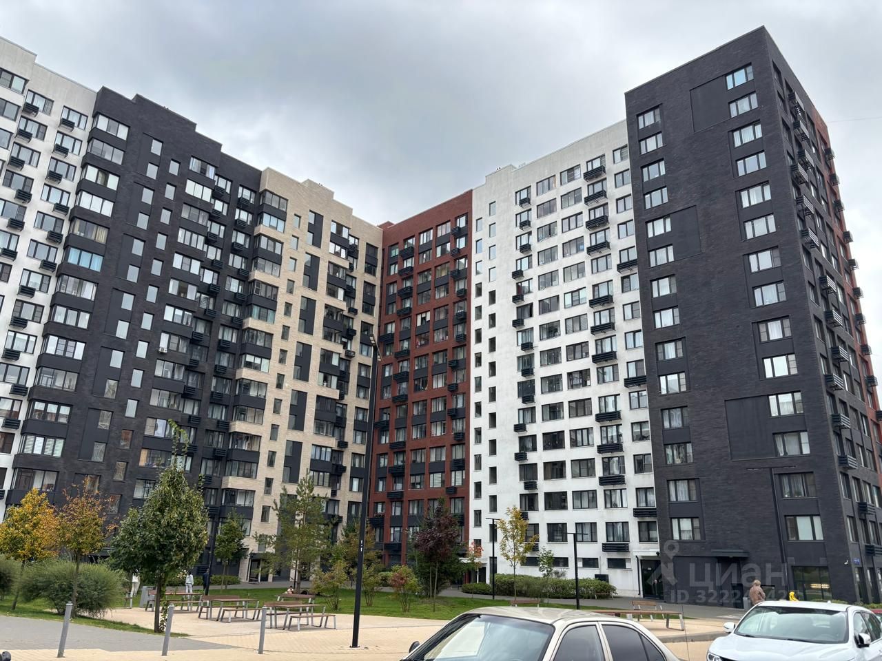 Продажа 3-комн квартиры на вторичном рынке бульвар Скандинавский, 1к1