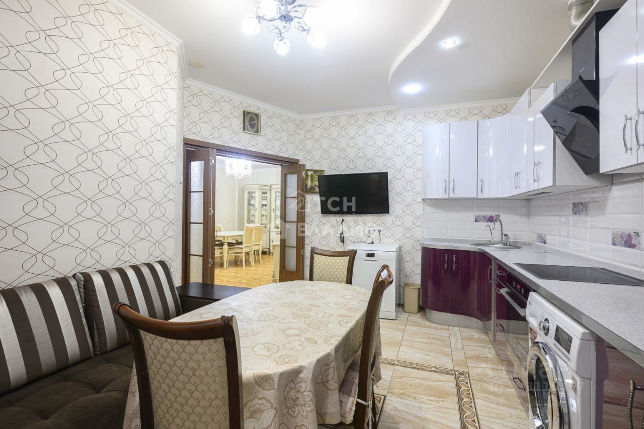 Продажа 4-комн квартиры на вторичном рынке Балашиха, улица Чистопольская, 30