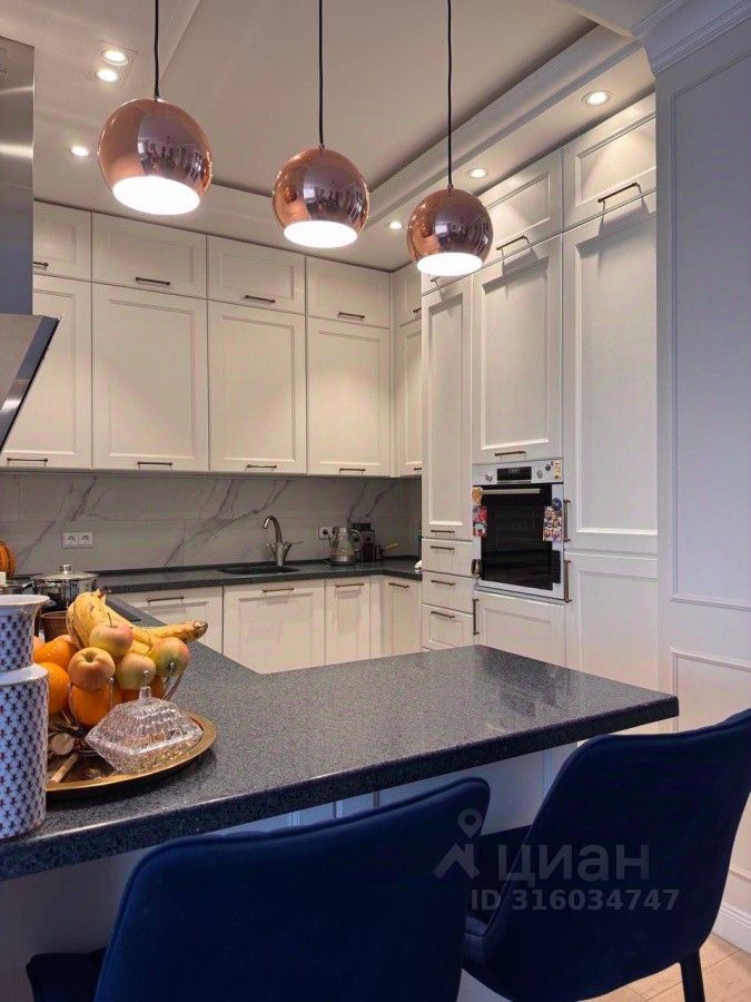 Продажа 3-комн квартиры на вторичном рынке Староволынская улица, 12к4