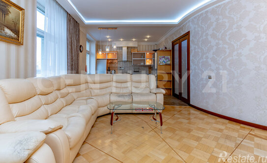 Продажа 3-комн квартиры на вторичном рынке Бассейная ул,  д. 27