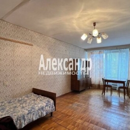 Продажа 3-комн квартиры на вторичном рынке Выборг, бульвар Кутузова,  д. 11