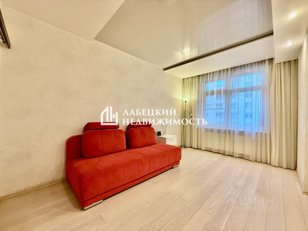 Продажа 4-комн квартиры на вторичном рынке Дибуновская улица, 50