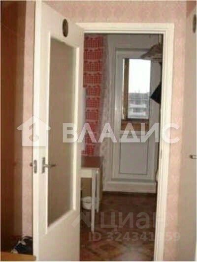 Продажа 1-комн квартиры на вторичном рынке Камышовая улица, 46К1