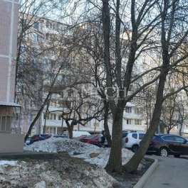 Продажа 4-комн квартиры на вторичном рынке Вильнюсская улица,  д. 4