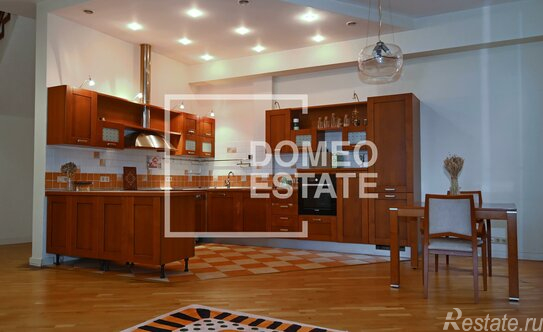 Продажа 4-комн квартиры на вторичном рынке Козихинский М. пер,  д. 16/3