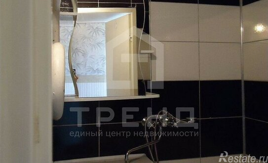 Продажа 3-комн квартиры на вторичном рынке Есенина ул,  д. 12,  к. 1