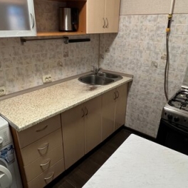 Продажа 2-комн квартиры на вторичном рынке Солнечногорск, улица Баранова,  д. 33