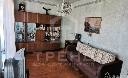 Продажа 3-комн квартиры на вторичном рынке Старо-Петергофский пр-кт,  д. 15
