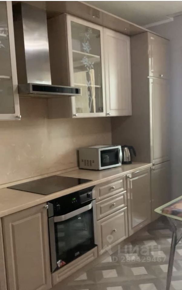 Аренда 1-комн квартиры на вторичном рынке Одинцово, улица Триумфальная, 2