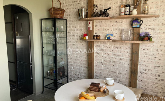 Продажа 3-комн квартиры на вторичном рынке Поречная улица,  д. 17/22