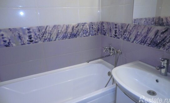 Продажа 2-комн квартиры на вторичном рынке улица Савушкина,  д. 118