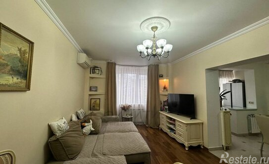 Продажа 2-комн квартиры на вторичном рынке ул Радужная,  д. 3,  к. 2