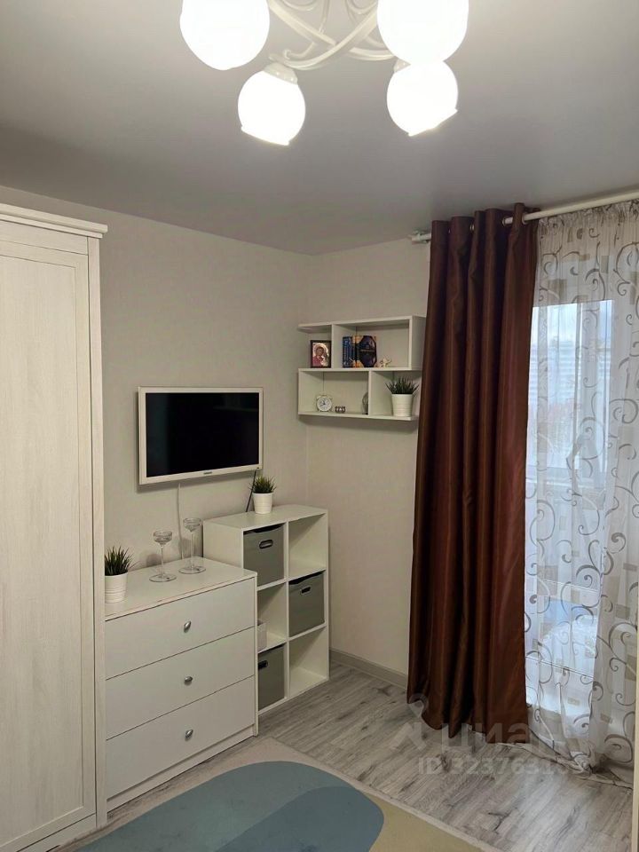 Продажа 1-комн квартиры на вторичном рынке Нежинская улица, 13