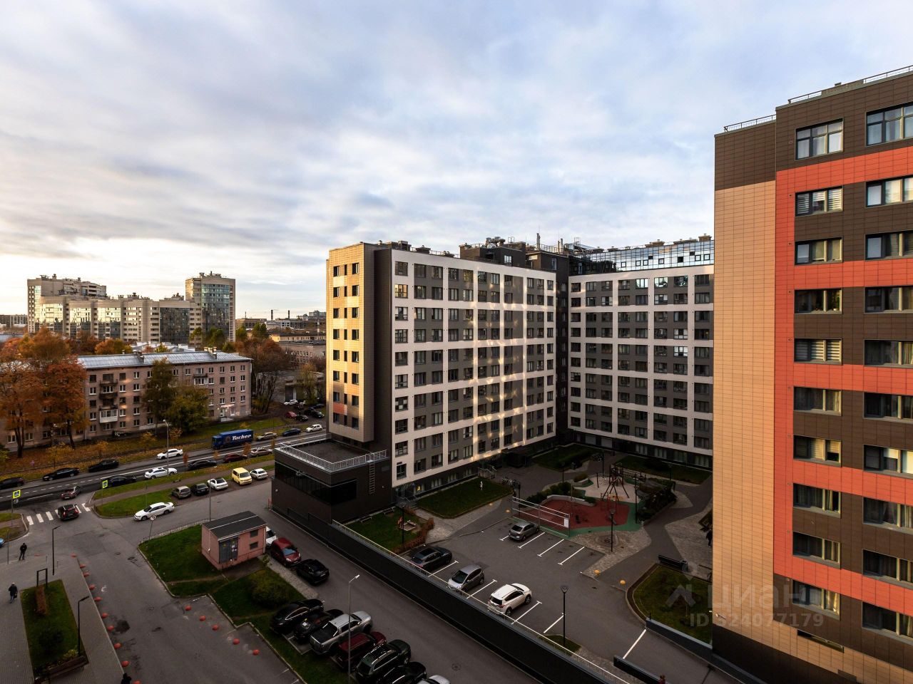 Продажа 2-комн квартиры на вторичном рынке улица Грибалевой, 7к1