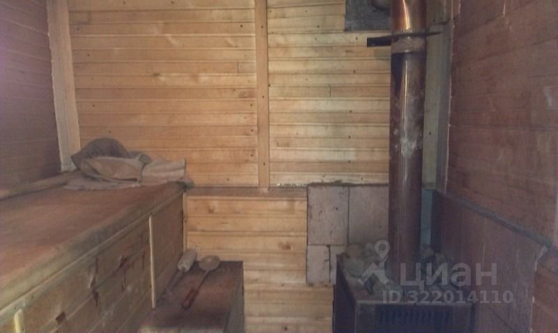Продажа дома Ульяновка пгт, улица Победы, 28