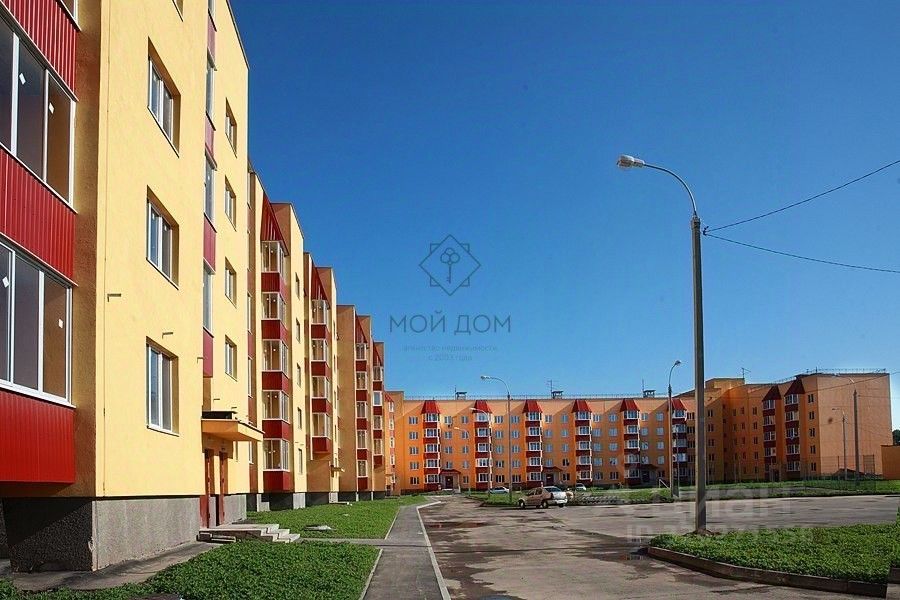 Продажа 2-комн квартиры на вторичном рынке с. Новый Быт, улица Новая, 43
