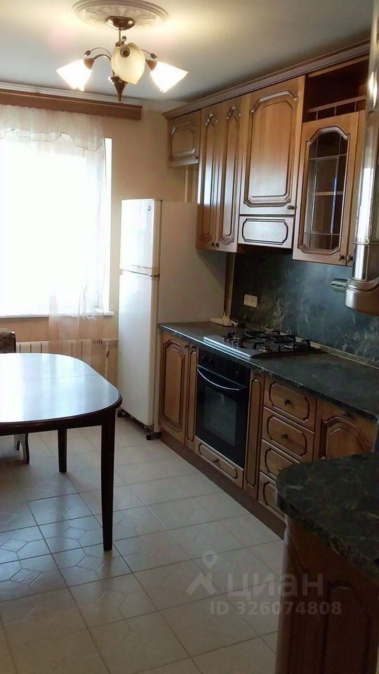 Продажа 3-комн квартиры на вторичном рынке пос. Назарьево, 23