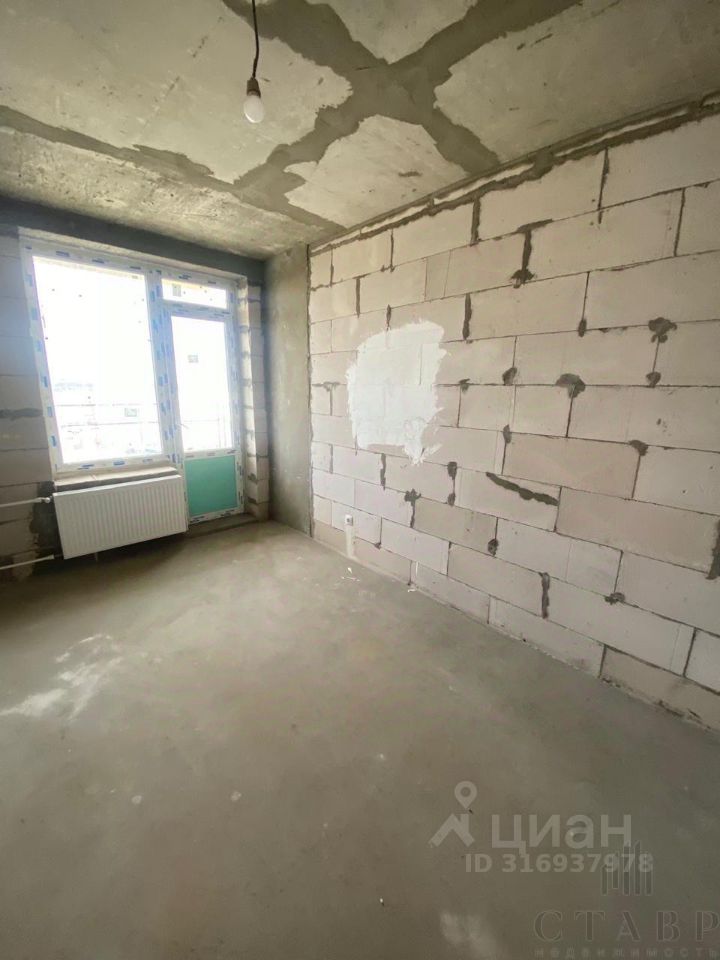 Продажа 1-комн квартиры на вторичном рынке пос. Шушары, Ленсоветовский тер., 23